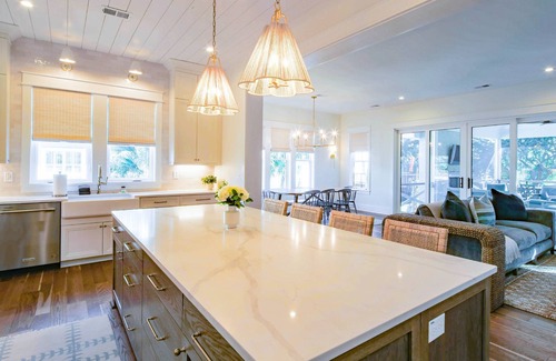 Isle of Palms House | Newly Built Home - Private Pool, Putting Green & Fabulous Screened Porch; 2 Min Walk to Beach Access