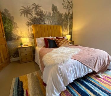 Retford House | Newly Designed Home from Home in Retford