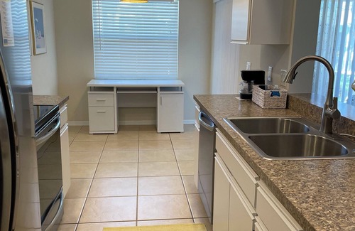 Braden River Condo | Newly furnished and professionally decorated 2 bed/2 bath condo in The Meadows