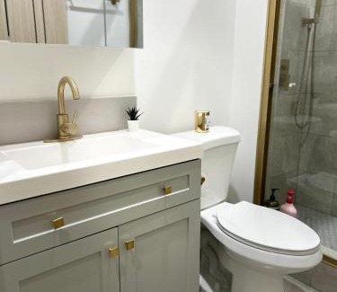 Van Nuys Apartment | Newly Gated Stylish Steps to Hollywood 2B2B