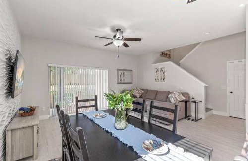 Regal Palms Villa | Newly Remodeled 4BD/4BA Townhouse-Regal Palms Resort Near Disney