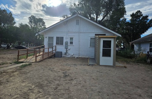 La Junta Apartment | Newly Remodeled Basement Studio!