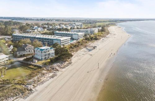 Tybee Island House | NEWLY REMODELED BEACHFRONT PRIVATE BEACH ACCESS