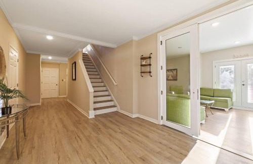 Tybee Island House | NEWLY REMODELED BEACHFRONT PRIVATE BEACH ACCESS