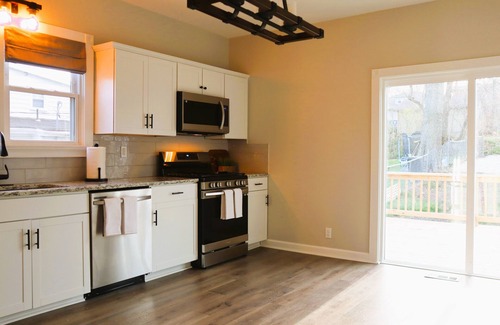 Leavenworth House | Newly Remodeled Classic Old Leavenworth Home in the heart of town