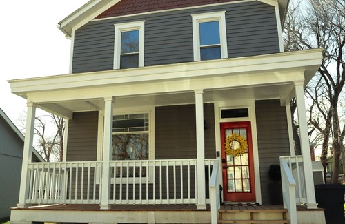 Leavenworth House | Newly Remodeled Classic Old Leavenworth Home in the heart of town