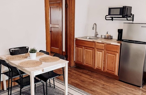 Peru Apartment | Newly remodeled downtown upstairs apartment