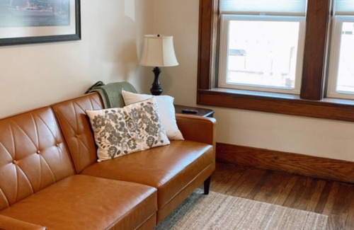 Peru Apartment | Newly remodeled downtown upstairs apartment