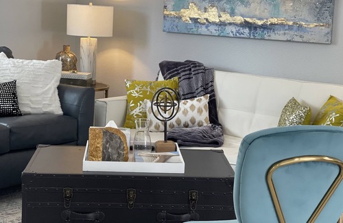 Mira Mesa House | Newly remodelled 4 BR house<20 mts to beach