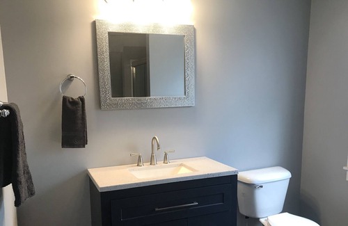 Avilla House | Newly Remolded Cute and clean Home on Main Street