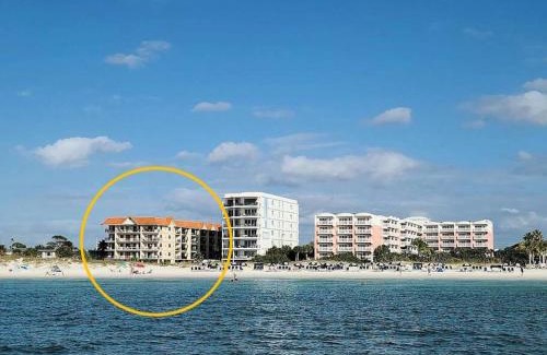 Belle Vista Apartment | NEWLY Reno Beach Condo The beach is your backyard
