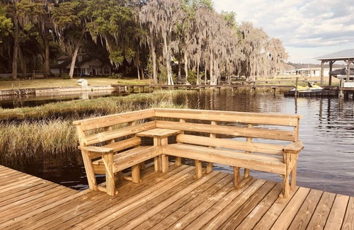 Putnam Hall House | NEWLY RENOVATED HOME ON LITTLE SANTA FE, FLEXIBLE CANCELLATION POLICY