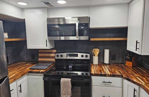 Northeast Neighbors House | Newly renovated 1934 6-bedroom, 3 bath, 2 full kitchen, kitchenette & 2 laundry