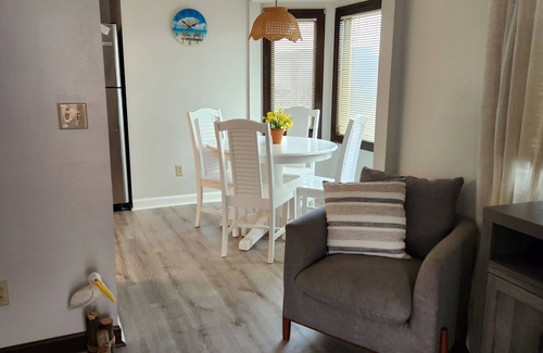 Myrtle Beach House | Newly Renovated Beach Bungalow 2BR/1.5 BA in Ocean Lakes - N-51