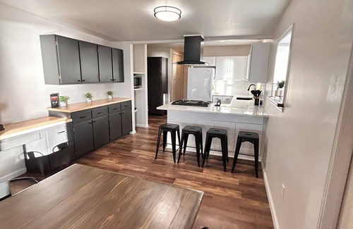 Baldwin House | NEWLY RENOVATED cottage ON Wolf Lake! Boating, SXS and more!