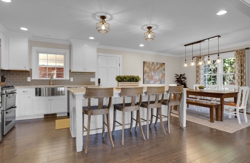 Clemson House | Newly Renovated Home 3 Miles from Death Valley!