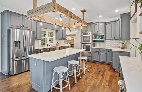 Jackson County Other | *Newly Renovated Luxury Designer Farmhouse on a 35-Acre Farm, Private and Gated!