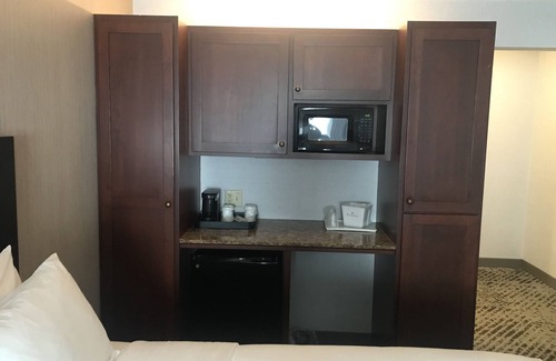 South Bend Hotel | Newly Renovated Privately owned Hotel Room