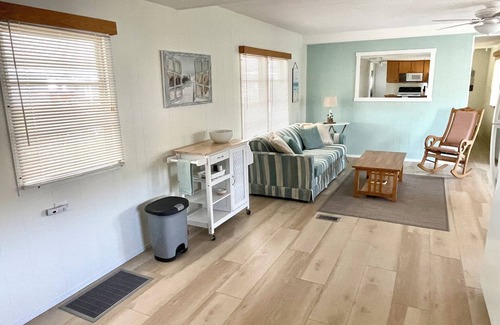 New Port Richey House | Newly Renovated + Great Location by Historic New Port Richey & the Ocean/Beach!