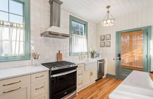 Harleston Village House | Newly Restored Charming 2-Bedroom Home with Ensuite's & Prime Location