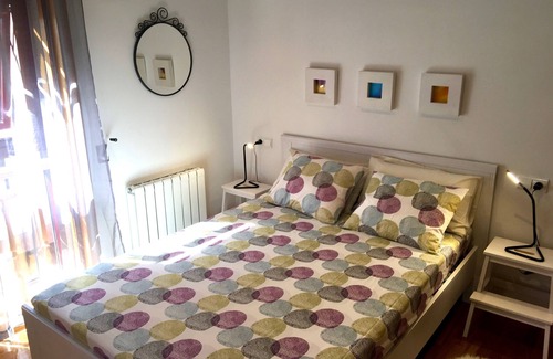 La Coruna Apartment | ❤️ Next to the beach, cleanliness, walk everywhere, 4 free bikes, free garage