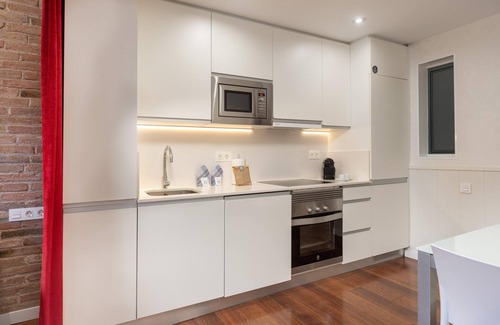 La Sagrada Familia Apartment | Next to the Sagrada Família with terrace and shared swimming pool and privileged views.