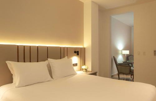 Granada Hotel | NH Boulevard del Río Cali