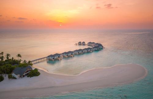 Raalhuveli Island Resort | NH Collection Maldives Havodda Resort - Stays of 6 nights or more, 50 percent off domestic flights for 2 person