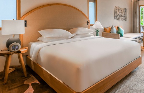 Fonimagoodhoo Hotel | NH Collection Maldives Reethi Resort