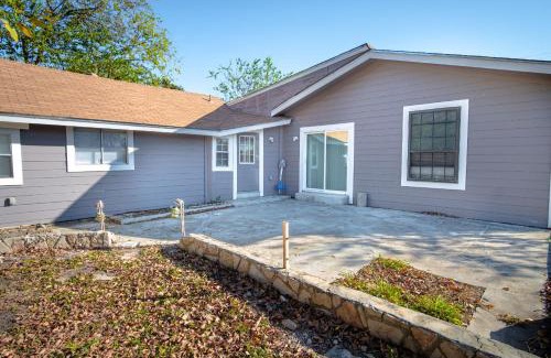 Arena District House | Nice 3B 2BA Near Downtown 2 Min AtandT Center