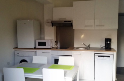 Boulouris-sur-Mer Apartment | Nice air-conditioned 3rooms 3*in ground floor, private terrace , swimming pool