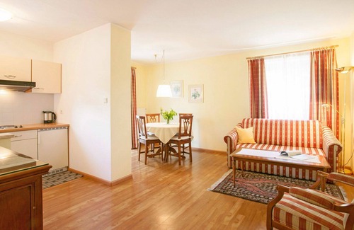 Merano Apartment | Nice apartment for 3 guests with A/C, WIFI, hot tub, pool, TV, balcony and pets allowed