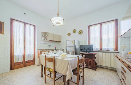 Ronchi Apartment | Nice apartment for 4 people with WIFI, TV and patio