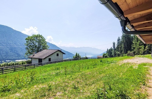 Livo Villa | Nice apartment in villa for 8 people with WIFI, TV, patio and panoramic view