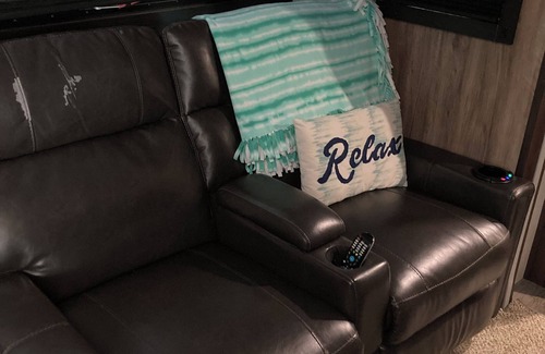 Old Town House | Nice camper in Old Town with fresh water springs all around. WIFI, AC and heat.