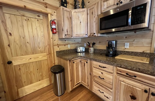 Island Park Cabin | Nice fairly new log cabin. Close to fishing. 30 minutes to Yellowstone. Sleeps 7