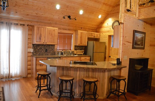 Island Park Cabin | Nice fairly new log cabin. Close to fishing. 30 minutes to Yellowstone. Sleeps 7
