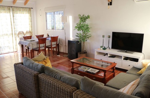 Almachar Villa | Nice Holiday Villa with Beautiful Views