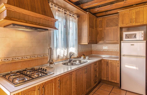 Mecina Bombaron House | Nice home in Mecina Bombarón with WiFi