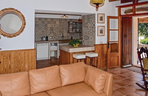 Portol House | Nice home in Pòrtol with kitchen