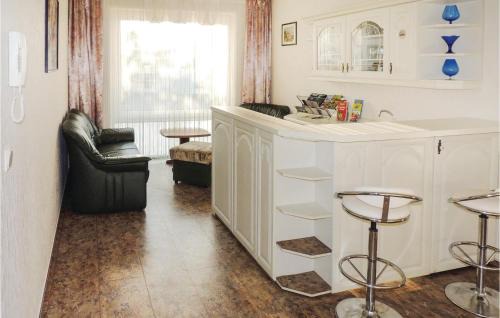 Grunthal-Viermorgen House | Nice Home In Stralsund With Kitchen