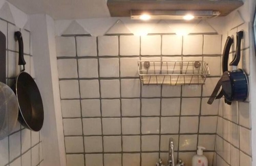 Quartier de la Folie-Mericourt Apartment | Nice little room in the heart of Paris