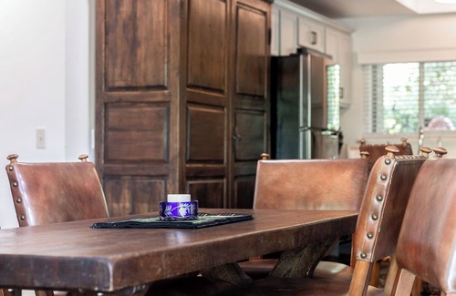 Los Olivos House | Nicely decorated, home in Los Olivos steps to wine tasting and restaurants