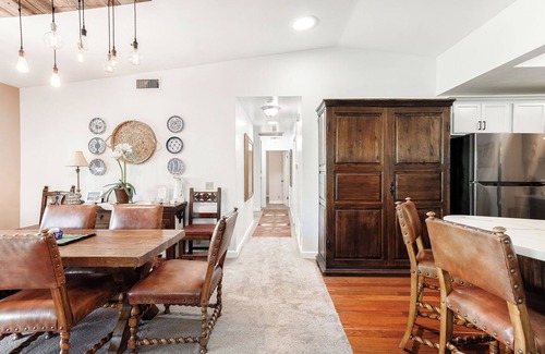 Los Olivos House | Nicely decorated, home in Los Olivos steps to wine tasting and restaurants