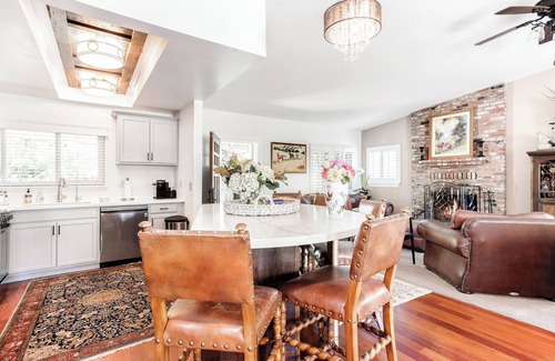 Los Olivos House | Nicely decorated, home in Los Olivos steps to wine tasting and restaurants