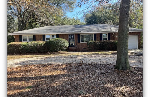 Aiken House | Nicely Furnished House in Aiken, South Carolina with lots of great amenities