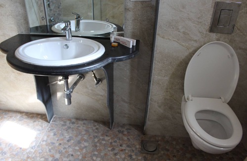 Sudarbal Hotel | Nigeen Lake View Resort