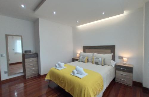 Padron Apartment | Night Day Dúplex