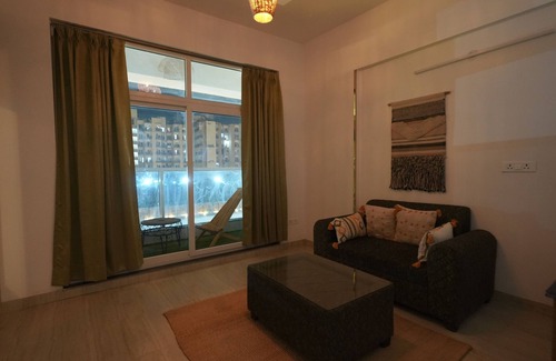 Noida Hotel | Nimantrana