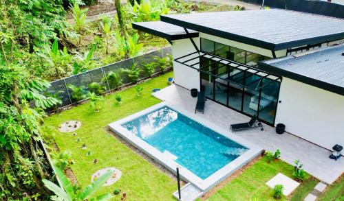 Puerto Viejo de Talamanca Villa | Nirvana Playa Negra